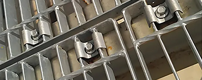 ​"C" Clips