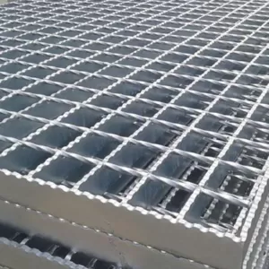 Carbon Steel vs Stainless Steel vs Aluminum Grating